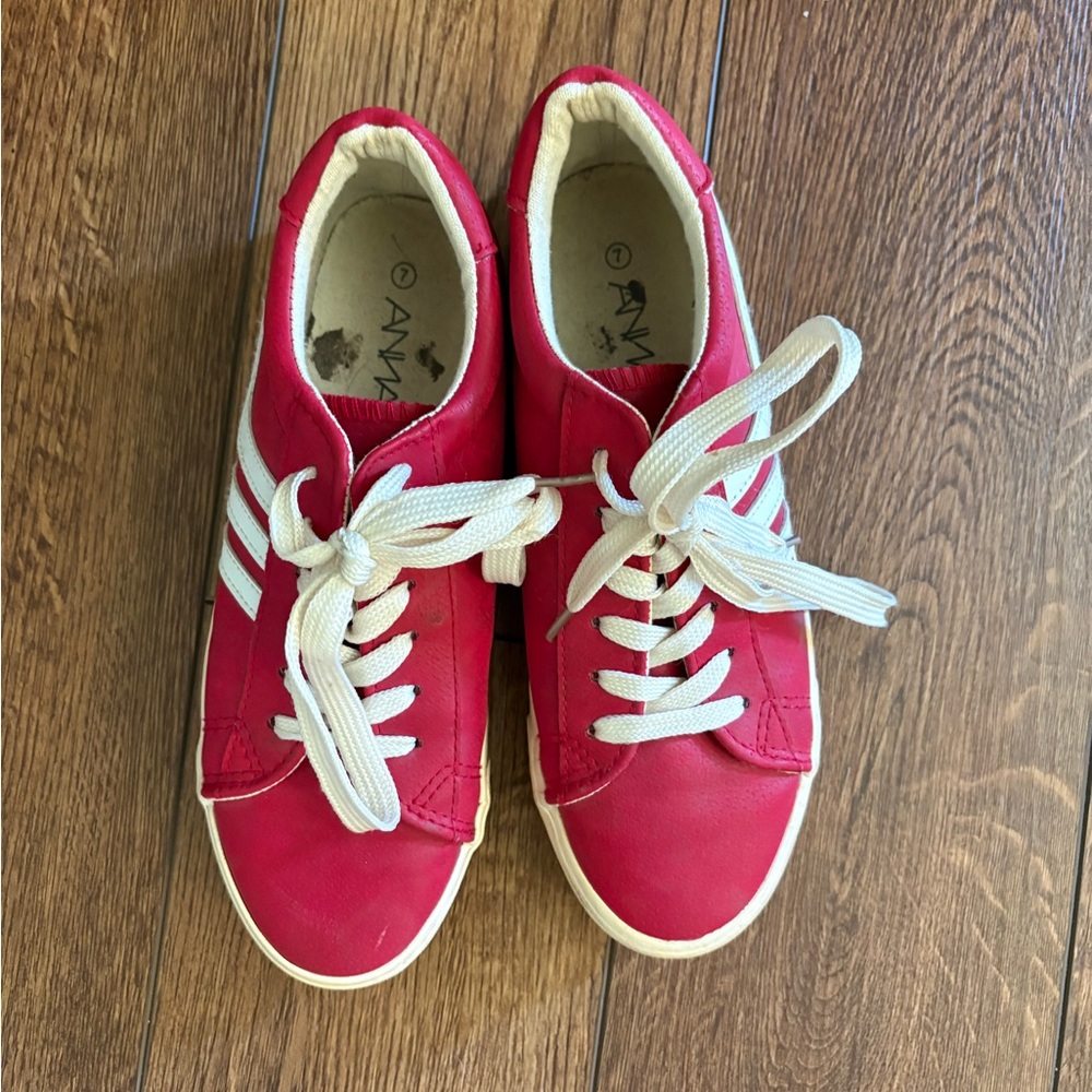 Women’s Red Casual Lace-Up Sneakers